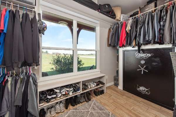 Full Size Image Perfectly Built Race inspired Home on 10 Acres For Sale - 27