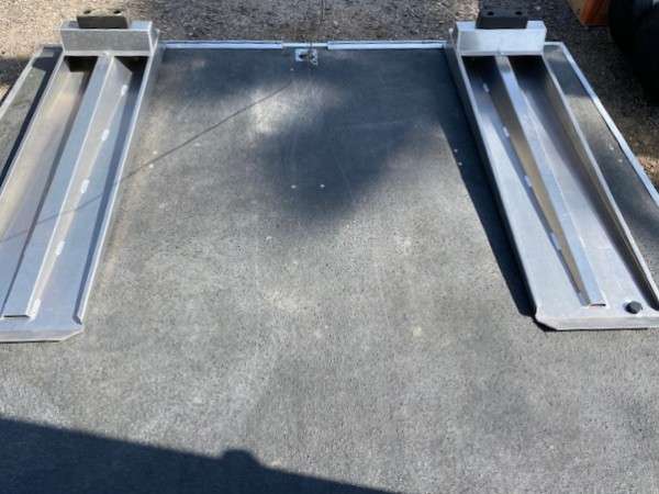 Full Size Image Sunbeam Tiger Racing Car For Sale - 23