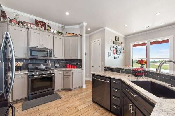 Full Size Image Perfectly Built Race inspired Home on 10 Acres For Sale - 10