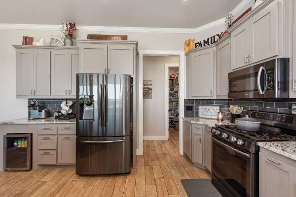 Full Size Image Perfectly Built Race inspired Home on 10 Acres For Sale - 9